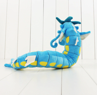 Pok&eacute;mon: Gyarados pluche knuffel - Filmspullen.nl