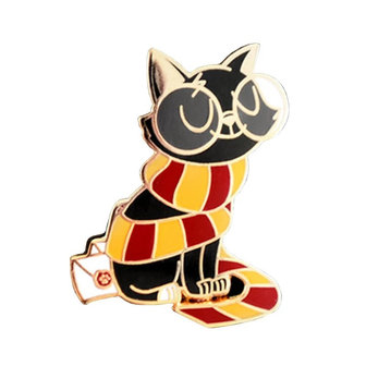 Harry Potter Gryffindor kat met sjaal pin - filmspullen.nl