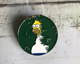 Homer in the bushes pin - Filmspullen.nl