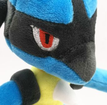 Pok&eacute;mon: Lucario knuffel - Filmspullen.nl