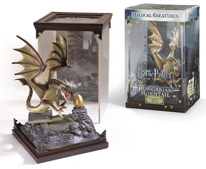 Harry Potter Magical Creatures diorama Hungarian Horntail - filmspullen.nl