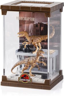 Jurassic Park diorama Velociraptor - Filmspullen.nl