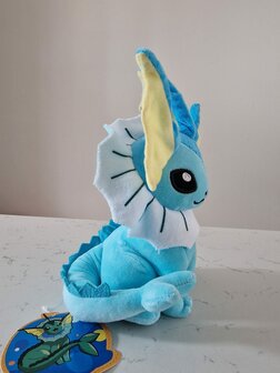 Pokemon: Vaporeon pluche knuffel - filmspullen.nl