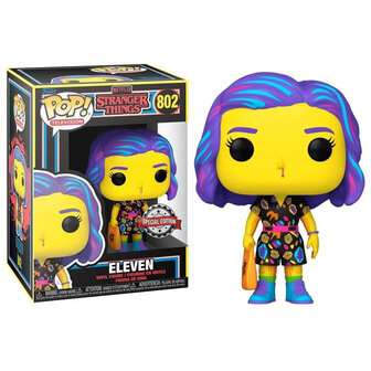 Funko Pop! Stranger Things - Eleven in Mall Outfit #802 [Black Light] [Exclusive] - Filmspullen.nl