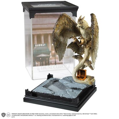 Fantastic Beasts: Magical Creatures Thunderbird diorama - Filmspullen.nl