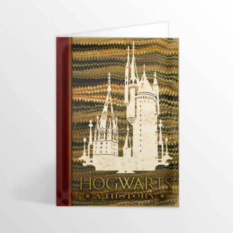 Hogwarts: A History wenskaart [MinaLima] - filmspullen.nl