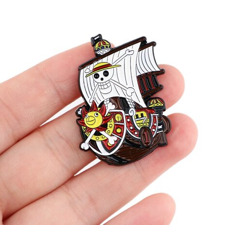 One Piece: Thousand Sunny schip pin - Filmspullen.nl