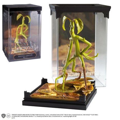 Fantastic Beasts: Magical Creatures: Bowtruckle Pickett diorama - Filmspullen.nl