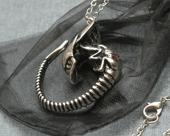 Alien Chestburster ketting - Filmspullen